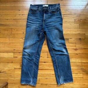 Like New Zara Blue Jeans (US 2/EUR 34) ✨✨